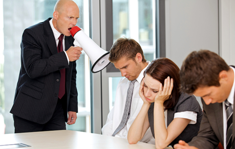 Toxic-Leadership-2-1024x683